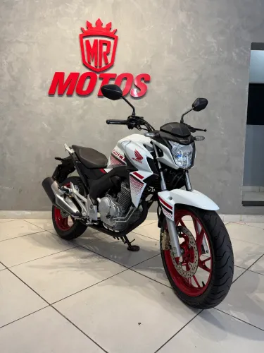 CB 250 Twister 2022 Único Dono com Baixa Quilometragem Novíssima!!!