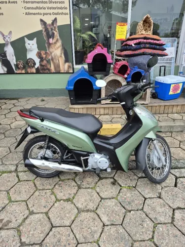 Vendo Biz 125 ano 2011