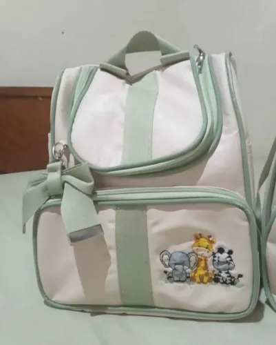 2 Bolsas maternidade  luxo menino bordada