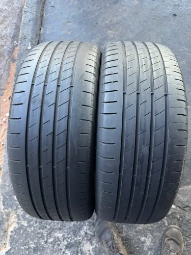 Par de Pneus 205/45R18 Goodyear Eagle Touring 86V Aro 18, 70% vida útil