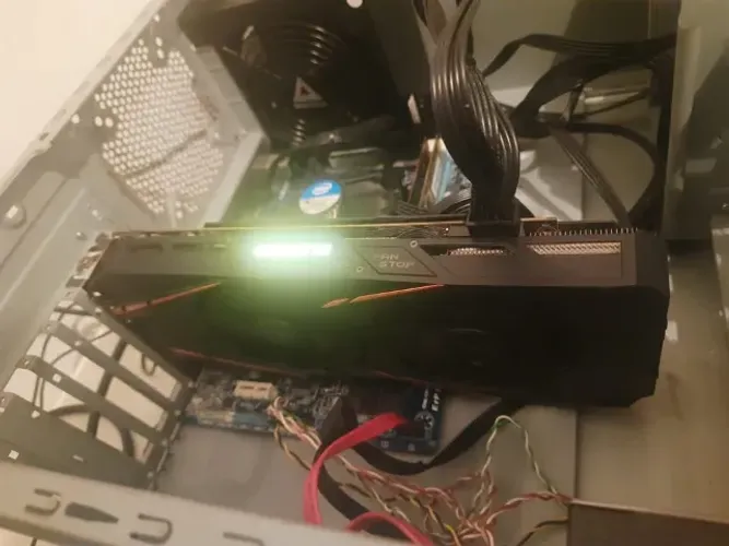 NVIDIA GTX 1060 6GB Gigabyte