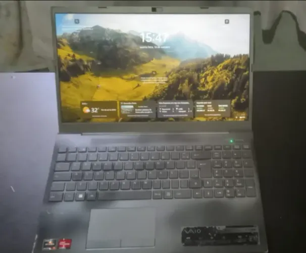 Notebook Vaio FE15, AMD Ryzen 7 5700U WITH RADEON GRAPHICS 1.80GHZ, SSD 477GB, RAM 16GB.