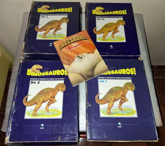 Revista & Álbum Dinossauros [Coleção Completa]