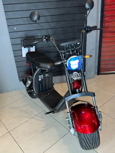 Scooter Elétrica X11 vermelha
