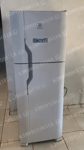 Geladeira Eletrolux Frost Free, faço entrega, aceito troca.