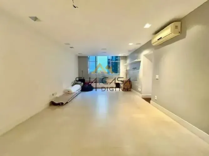 Apartamento reformado à venda na Lagoa REF: AP0037