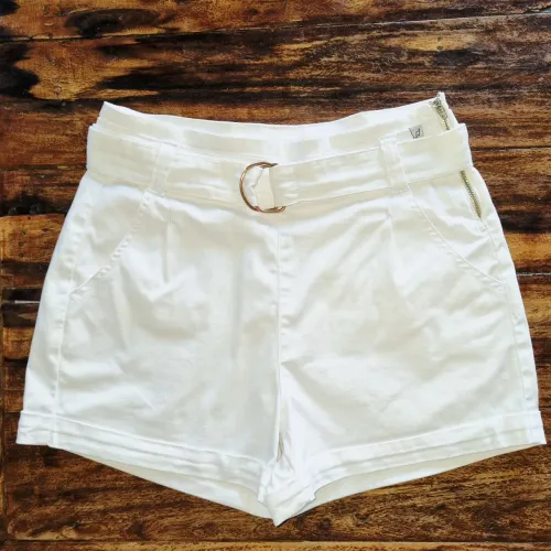 Shorts Cantão em jeans e elastano, tamanho 42