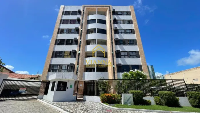 Apartamento à venda na Atalaia, Aracaju Condomínio Oscar Dantas, a apenas 650m do mar!