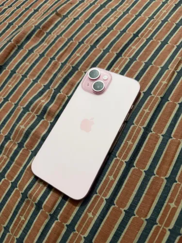 iPhone 15 rosa