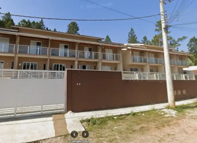 Venda de Casa em Condomínio no bairro Capricórnio II, Caraguatatuba, SP.