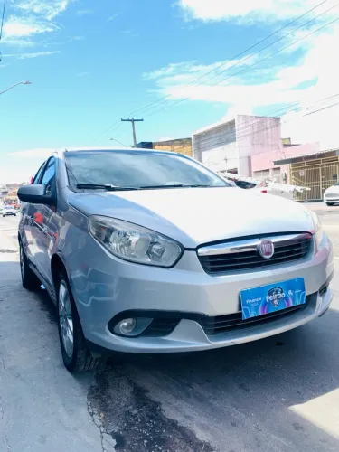 Fiat Grand Siena Essence 1.6 Flex 16V 2015
