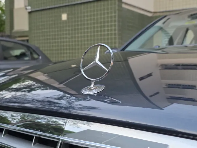 Mercedes-Benz E-240 Elegance 2004
