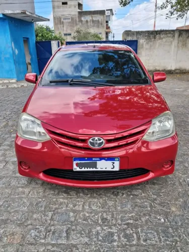 Toyota Etios X 1.3 Flex 16V 5P Mec. 2013