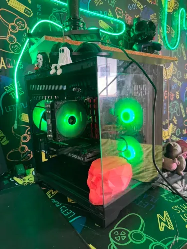 PC GAMER RYZEN 5 5600X + RTX 3060 TI