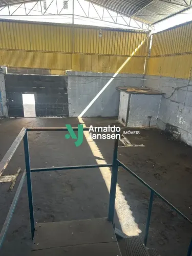 Excelente Ponto Comercial | Galpão para Locação