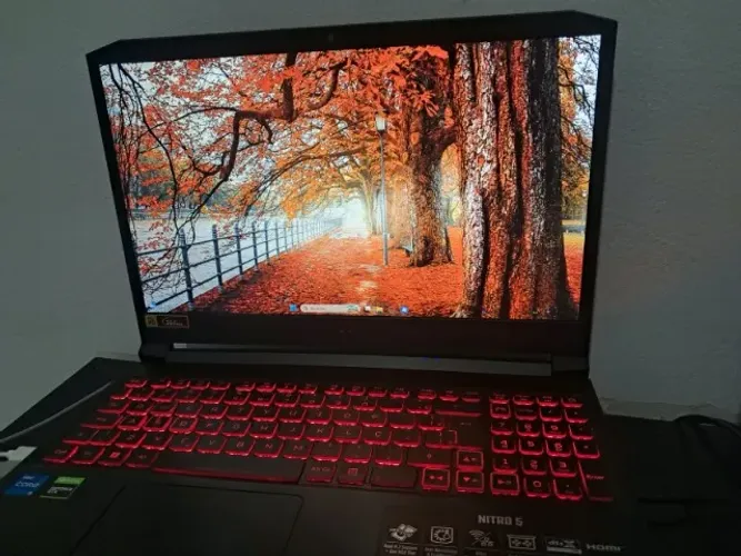 Acer Nitro 5 i5-11400H + GTX 1650 + 8GB RAM + SSD 512GB