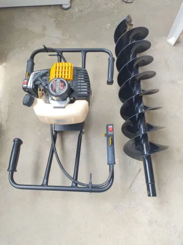 Vendo furador de solo Búfalo 