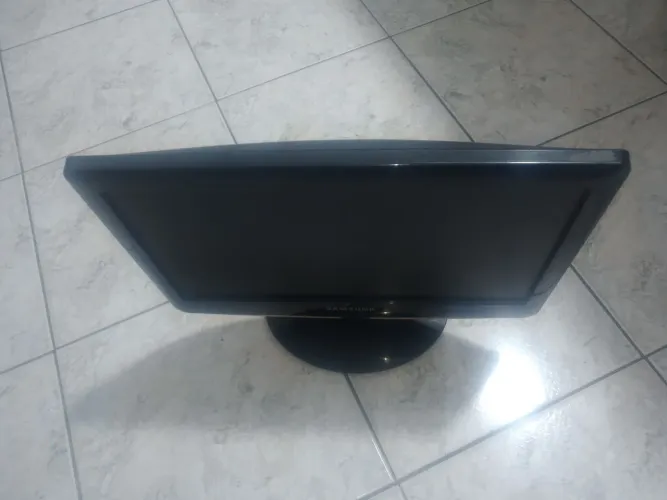 Monitor Samsung b1630