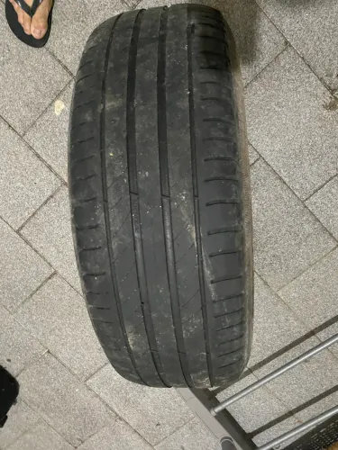 pneu aro 15 185x60 michelin (usado)