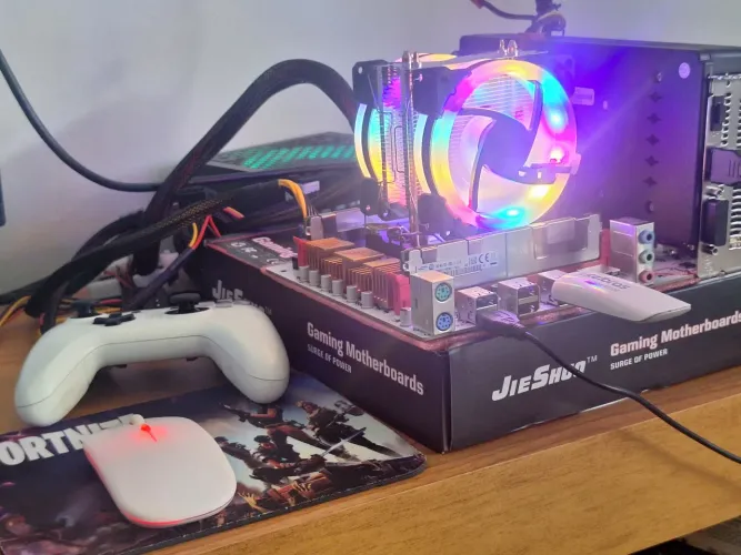 Kit Xeon 2690v2 64GB RX580 8GB