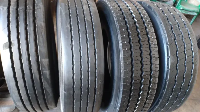 Oferta de pneus p/ caminhão 295/80 R22.5 