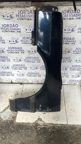 Paralama Uno 1995, esquerdo.