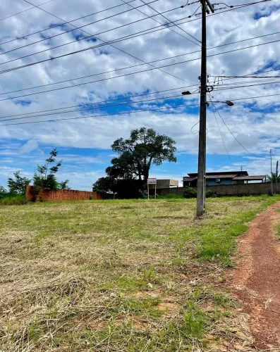Lindo terreno em frente shopping
