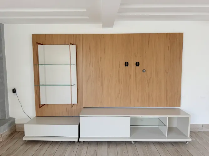 Grande Oportunidade! Lindo Home com painel 3 metros