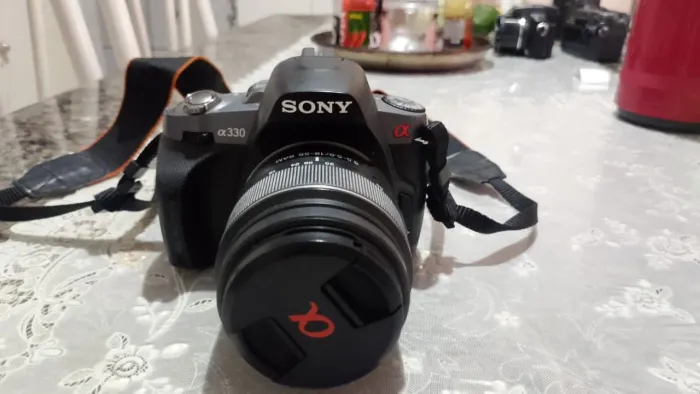 Sony Alpha A330 (?330)