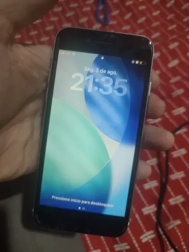 iPhone SE 2020 bateria 73% pra sair rápido