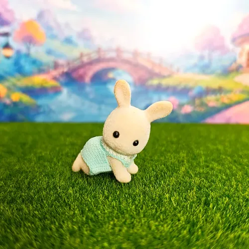 Sylvanian Families - Bebê Coelho Vintage com Roupa Azul