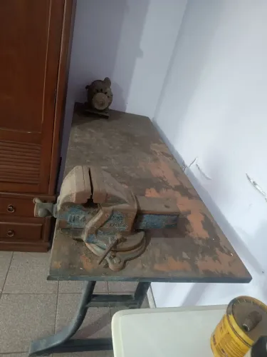 Bancada com Torno e esmeril