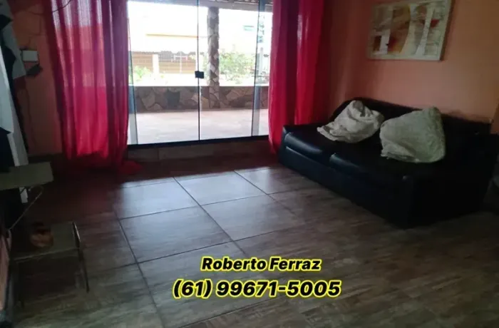 Casa Corumbá IV, no Recanto do Sabiá