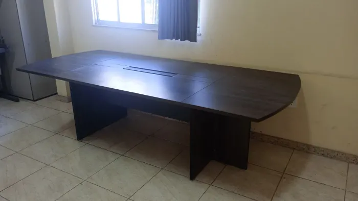 Mesa de Reunião Retangular
