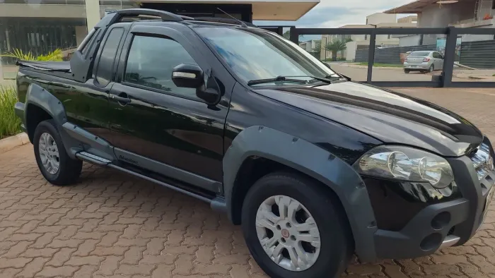 Fiat Strada Adventure 1.8/ 1.8 Locker Flex CE 2012