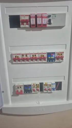 ELETRICISTA e Instalador Solar Fotovoltaico