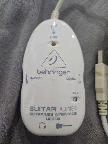 Interface para guitarra Behringer guitar link UCG102