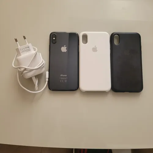 IPHONE X 64GB COM 2 CAPINHA E CARREGADOR