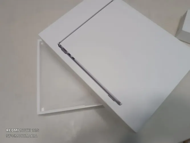 Caixa Vazia MacBook Pro M3 Original + Manuais (Ler Descrição)