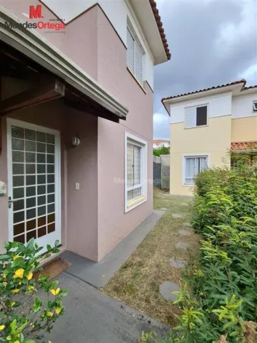 Casa com 3 dormitórios para alugar, 76 m² por R$ 3.884,08/mês - Vossoroca - Votorantim/SP