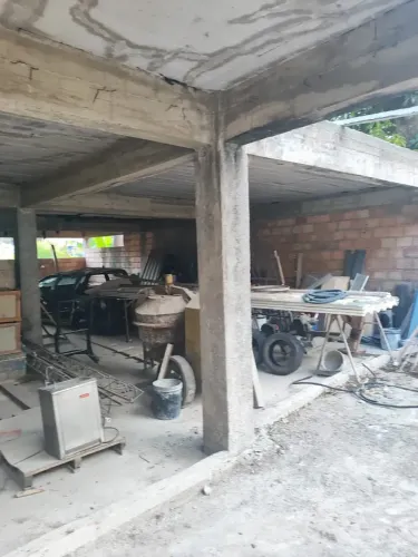 Imóvel para venda tem 550 metros quadrados em Rio Branco - Belo Horizonte - MG