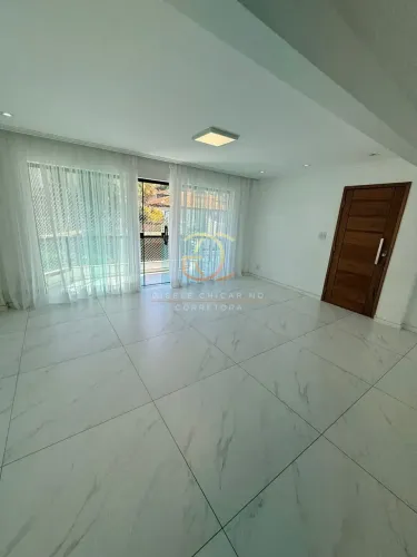 Apartamento duplex à Venda, Centro, Valença, RJ