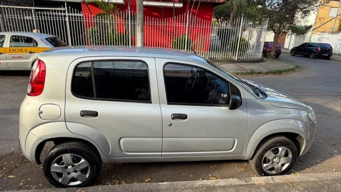 Fiat Uno Vivace/rua 1.0 EVO Fire Flex 8V 5P 2013