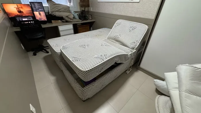 Cama Box Articulada Queen Size - Companhia do Sono (1 Lado 100% / 1 Lado Parcial)