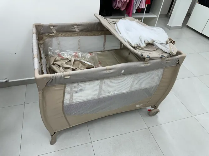 Berco Desmontavel Portátil Trocador Infanti Stelle Beige Cozy 