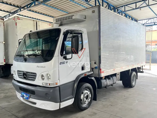 Caminhão 3/4 MB Accelo 915 Báu Refrigerado Frigorifíco Ñ 815 1016 * *