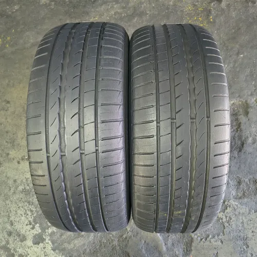 Pneu 225/50/17 Pirelli - Usados (2 pneus)