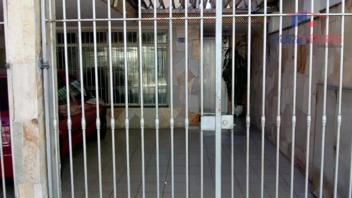 Sobrado com 3 dormitórios para alugar, 160 m² por R$ 4.384,00/mês - Vila das Mercês - São