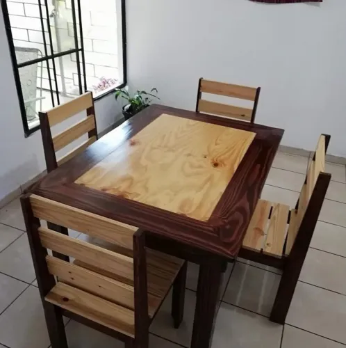 Móveis de madeira
