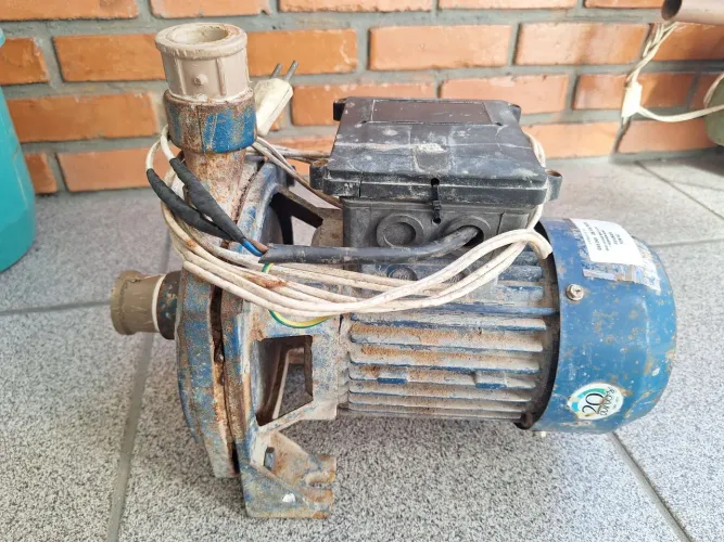 Moto Bomba